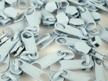 Zipper für 3mm RV hellblau 10 Stück