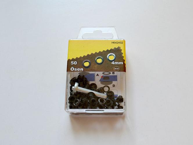 50 Ösen 4mm dark 