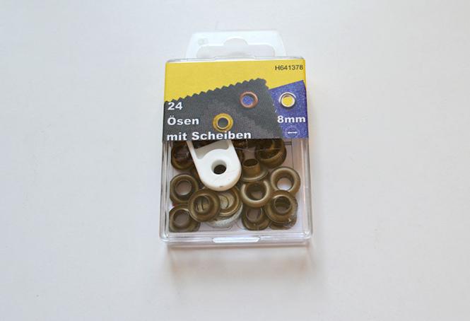 24 Ösen 8mm messing 