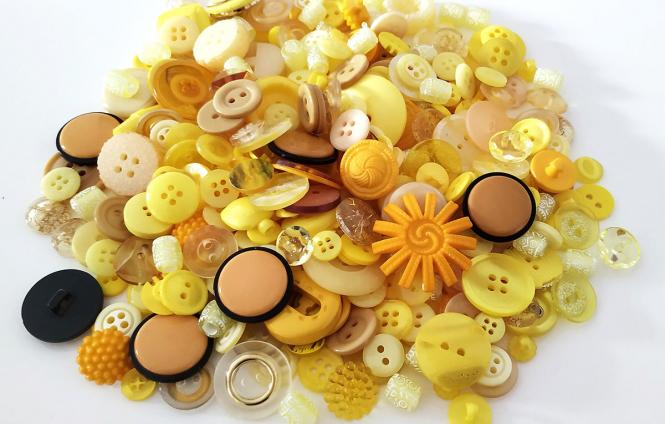 Knöpfe Mix gelb 